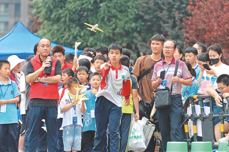 第二届广西青少年航空航天教育竞赛
