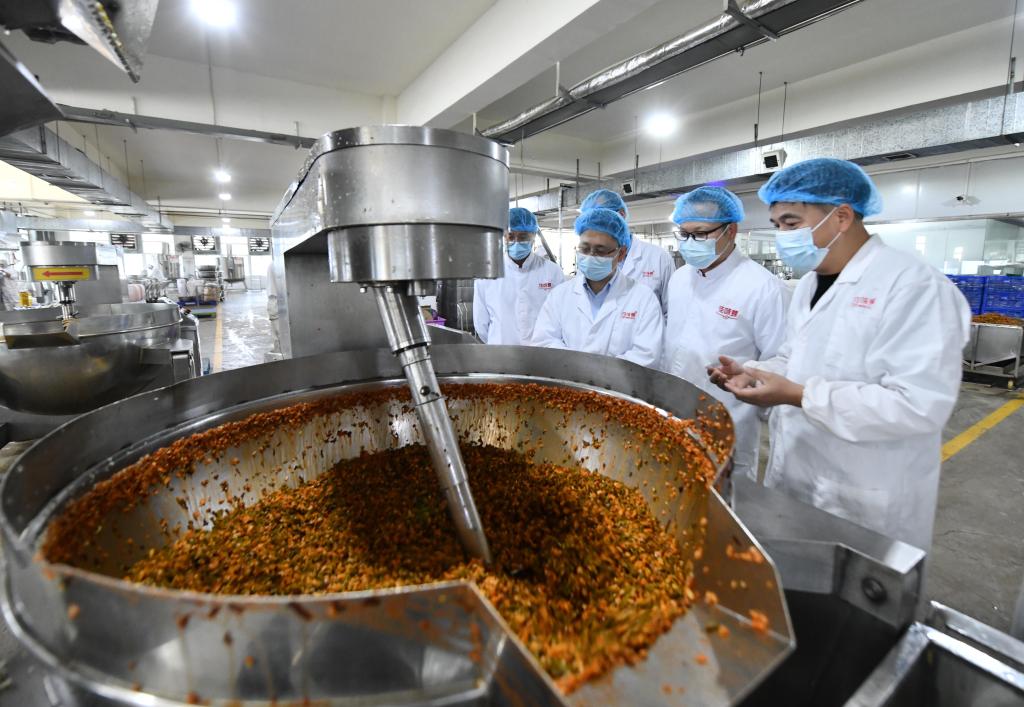 广西柳州：校企合作 助力螺蛳粉产业高质量发展